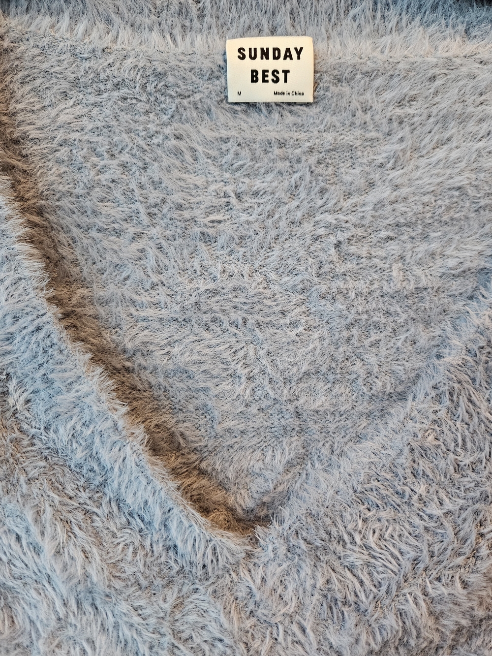 Aritzia Sunday Best Blue Fuzzy Cropped V-Neck Sweater - Picture 5 of 7
